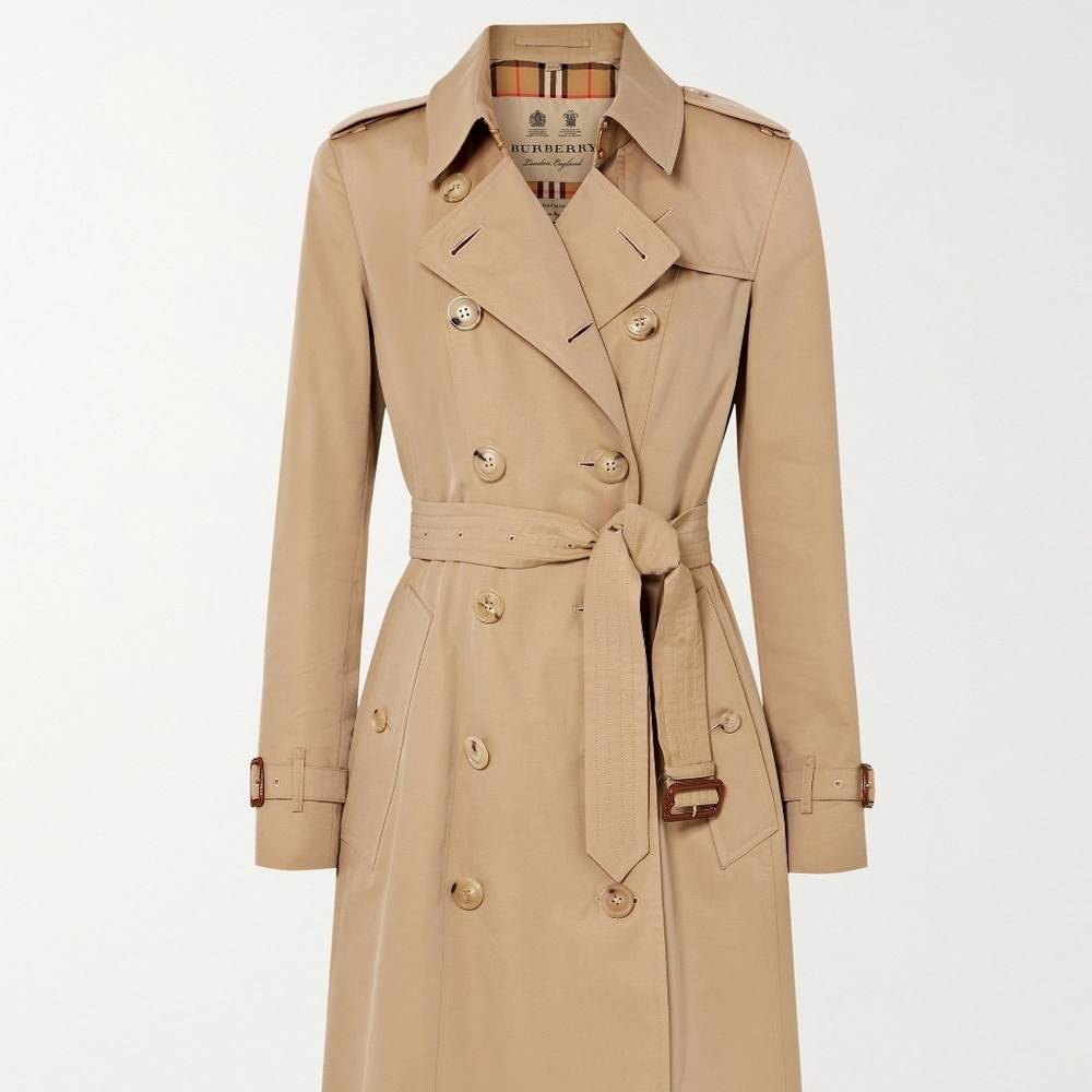 BURBERRY trench coat